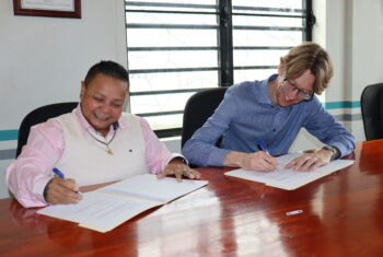 Ministry of Blue Economy and Disaster Risk Management  Signs MOU to Advance Ocean Accounting for Sustainable  Development in Belize