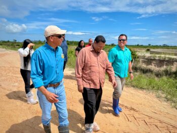 Minister Osmond Martinez Visits Royal Mayan Shrimp Farm and Banana Growers Association, Commends Innovation and Sustainable Practices